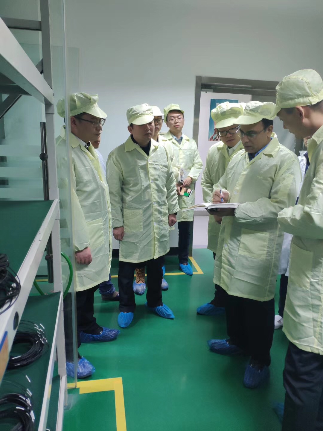 5de21c6686ee2.jpg 5de21c6686ee2.jpg